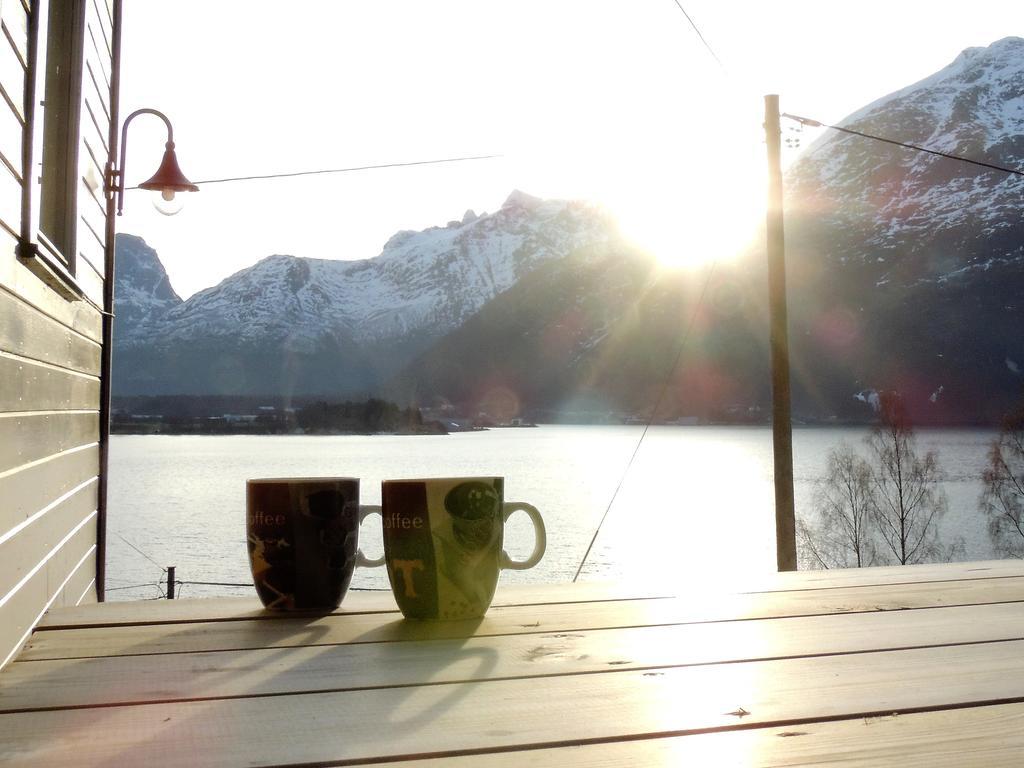 Tindelykke Villa Isfjorden ภายนอก รูปภาพ