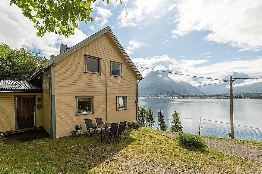 Tindelykke Villa Isfjorden ภายนอก รูปภาพ